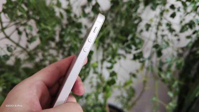 5分钟回顾iphone,iphone5经典怀旧版