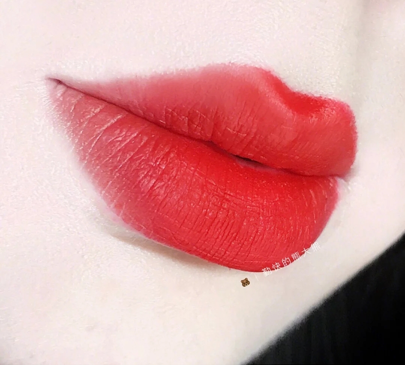抖音丑小鸭的逆袭的口红色号,谁说丑小鸭不能变美