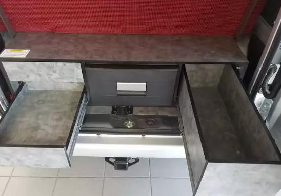 nv200日产房车,nv200升顶房车最新款曝光国六