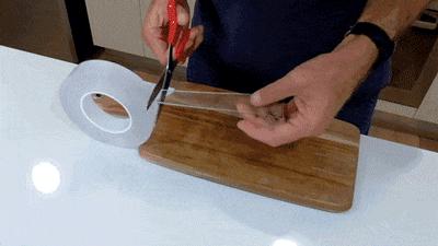 黑科技魔力胶带!反复粘贴不留痕,水洗后又恢复如初