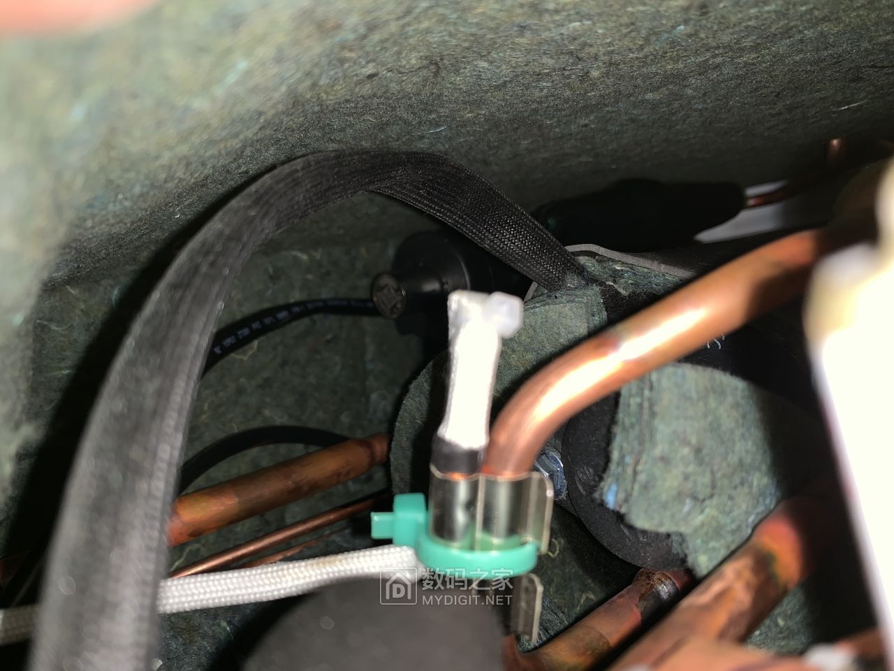 小米新一级能效空调1.5匹拆解,小米1.5匹空调新一级能效拆解