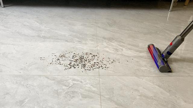 撸猫工具电动,戴森dyson吸尘器推荐