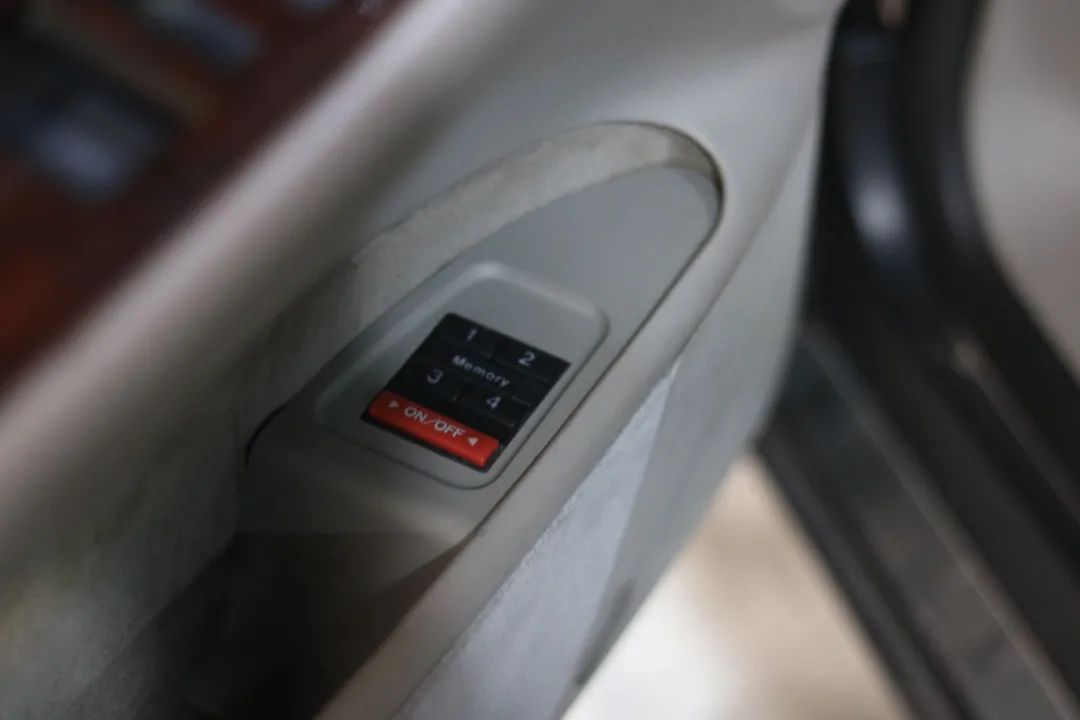 怪兽修车老途观,怪兽修车翻新艾力绅