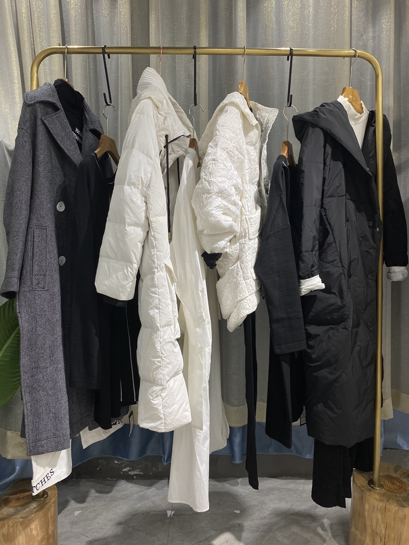 黑马蓝女装尾货专卖店,欧e黑马蓝女装外套