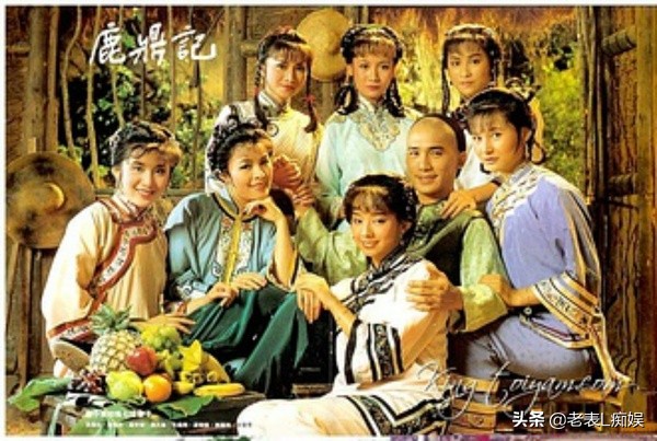 周星驰是如何从跑龙套变成导演的,周星驰从明星到网红