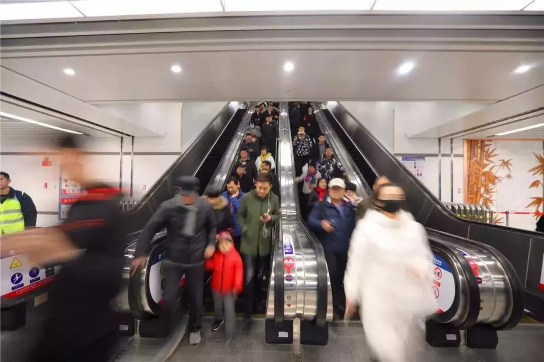 春运期间火车票价最低1.9折,春运返程打折票