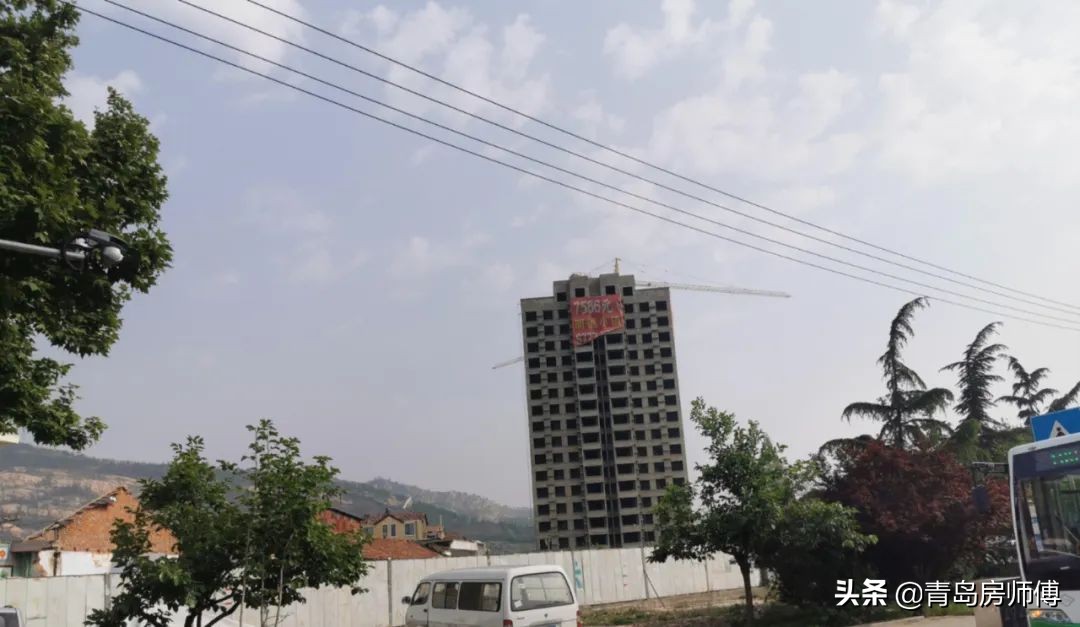 两极分化严重的城阳夏庄板块，烤肉和凉皮你怎么选？