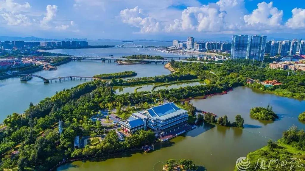 漳州和厦门全面对比,漳州和厦门经济比拼