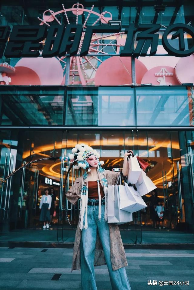 520不陪女友逛街恐怕不行，求生指南送给你！