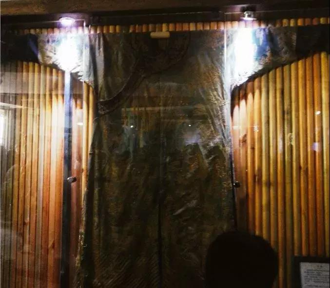 龙岗区甘坑客家小镇,甘坑客家小镇手撕鸡