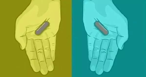 关于灰绿跟粉白的鞋子,到底是灰绿还是粉白的鞋