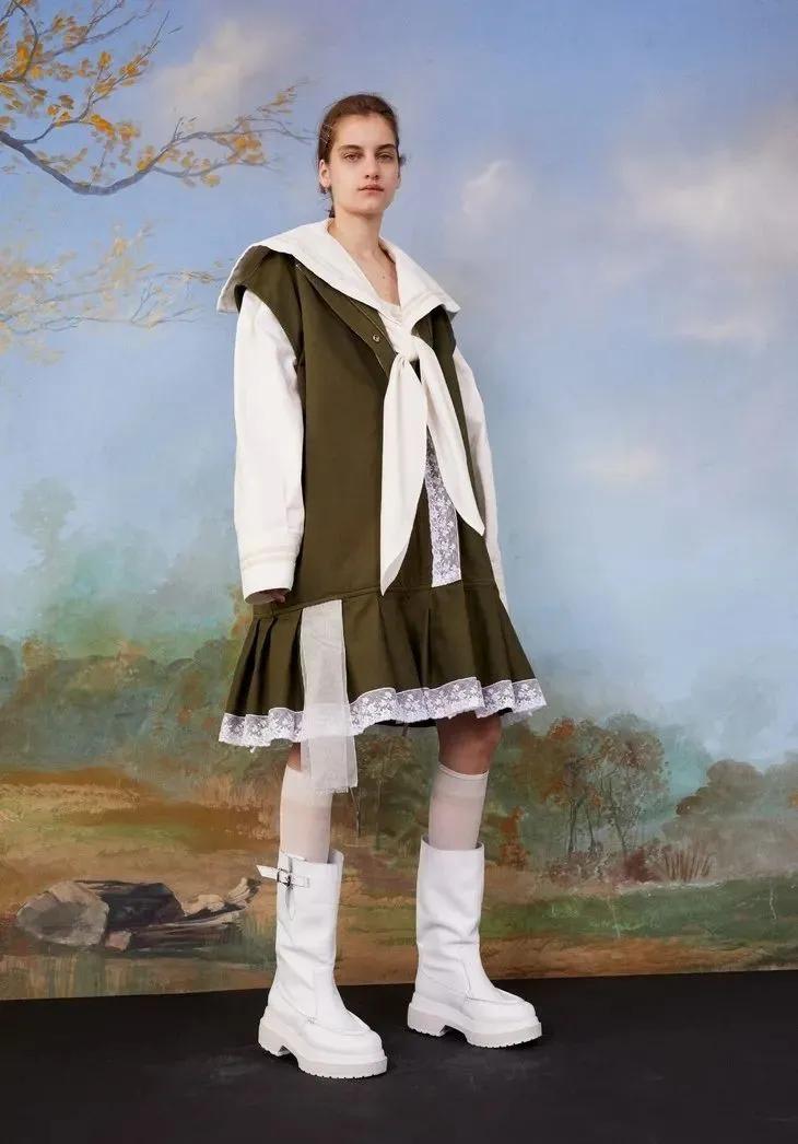 jk女团杨超越,jk杨超越同款