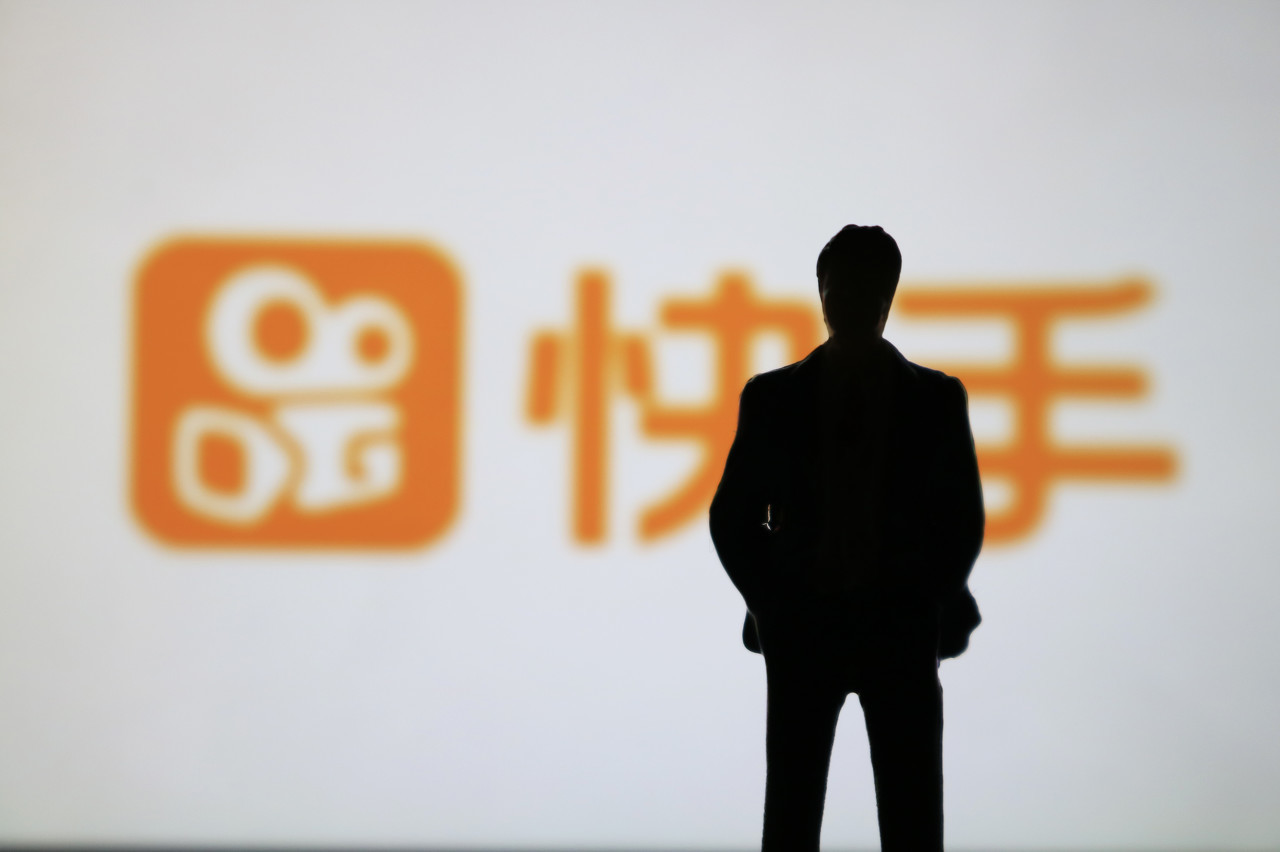 快手背后的三个男人:流量神话下的隐忧