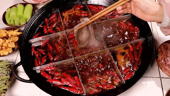 放胆壕吃！以一口地道重庆火锅，称霸常州！辣到飙泪！