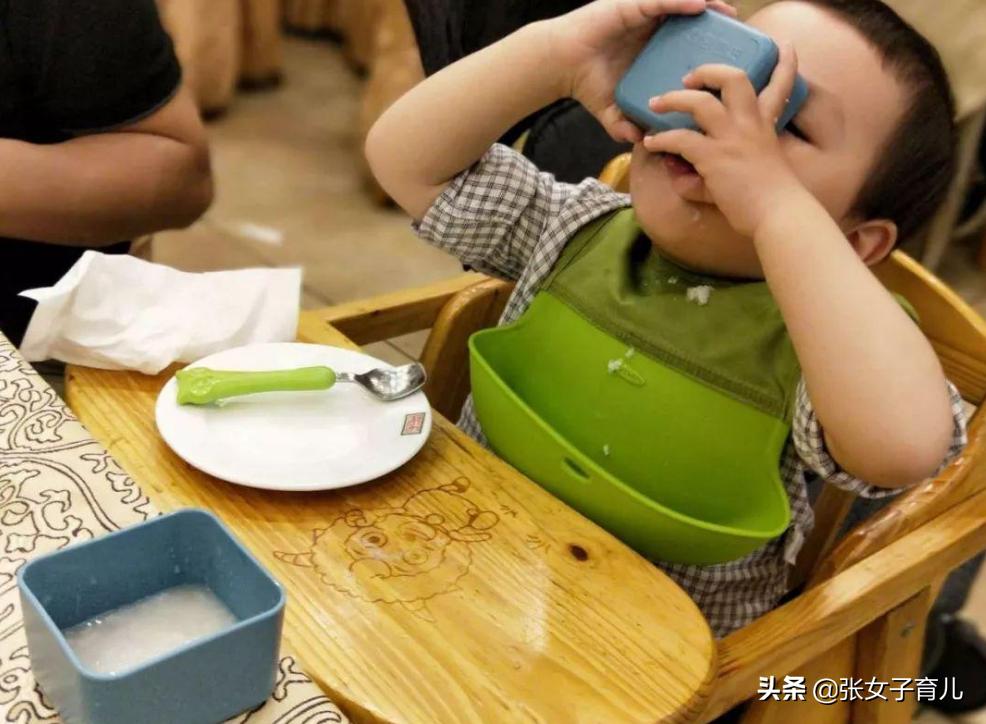 2岁宝宝贫血该怎么食补最快,宝宝贫血妈妈吃铁剂有用吗