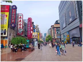 上海有外籍人士吗,上海人和外地人