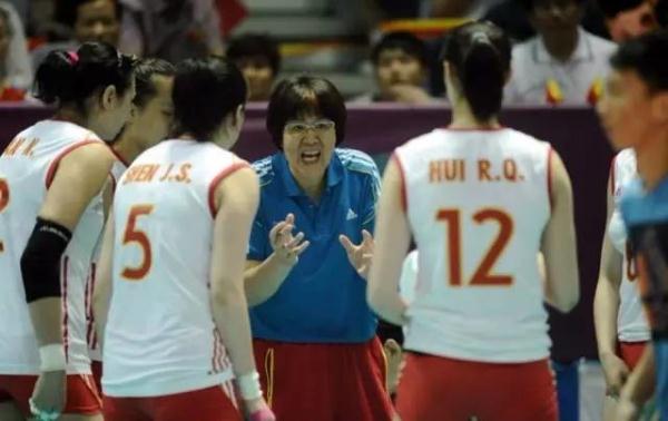 郎平的坎坷情史，为国家体育事业2次放弃爱情，年过半百终获幸福