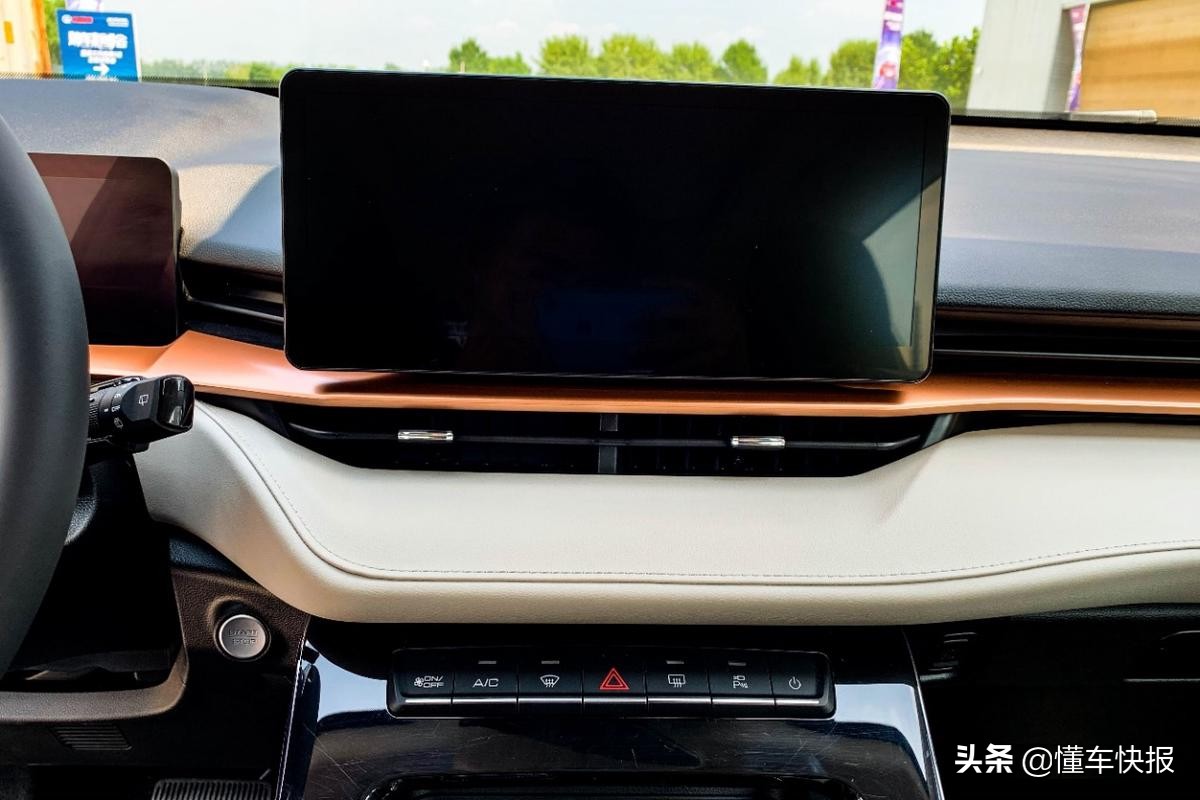 强者恒强哈弗h6依旧是suv销量王,suv销售冠军全新第三代国产哈弗h6