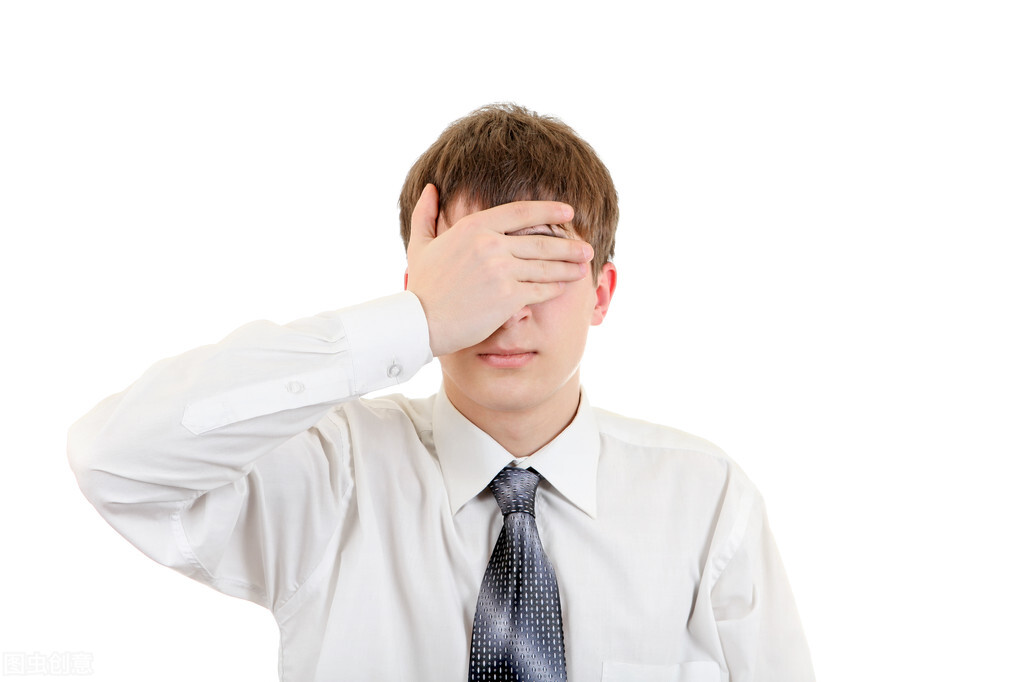 眼睛不舒服是甲亢吗,甲状腺相关眼病眼皮肿