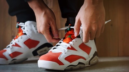 网购便宜很多的球鞋是假货吗,卖假冒鞋2亿