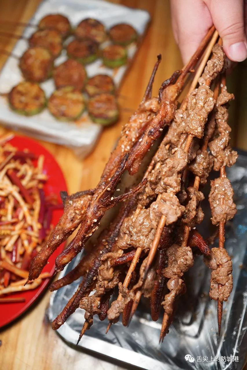 老板娘,生牛五成熟,果酱刷多一点