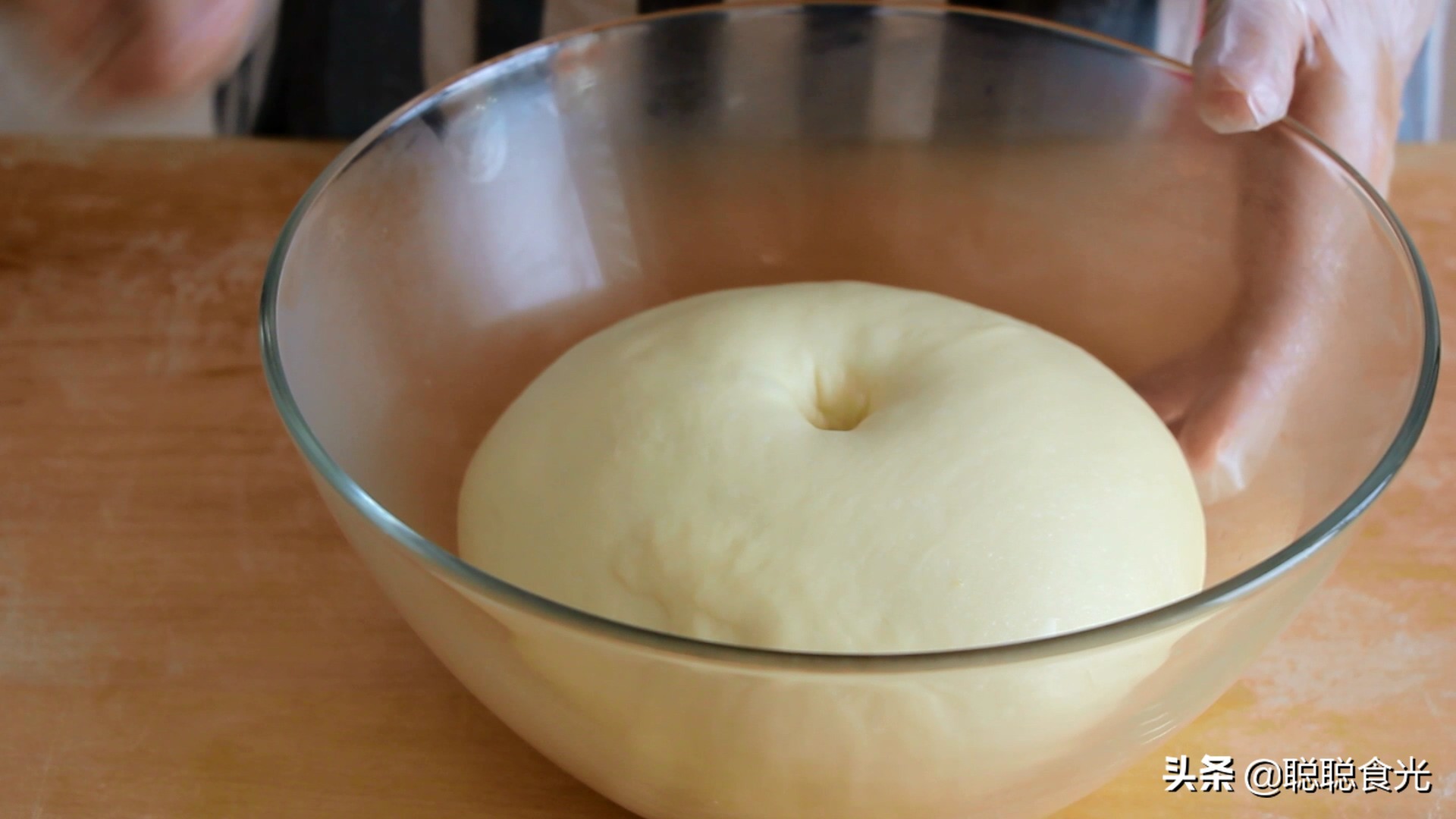 馒头和面包的区别,面包和馒头体现什么差异