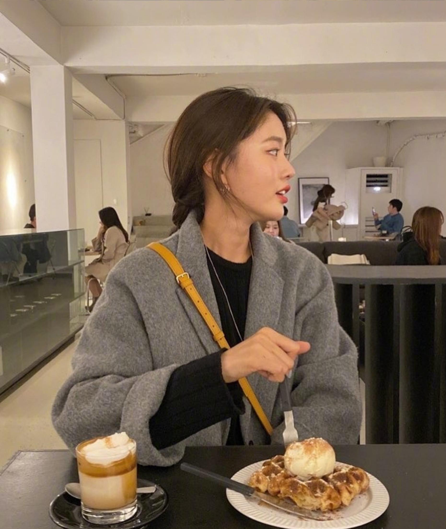 百看不厌的韩国女生穿搭,韩国女生真实穿搭