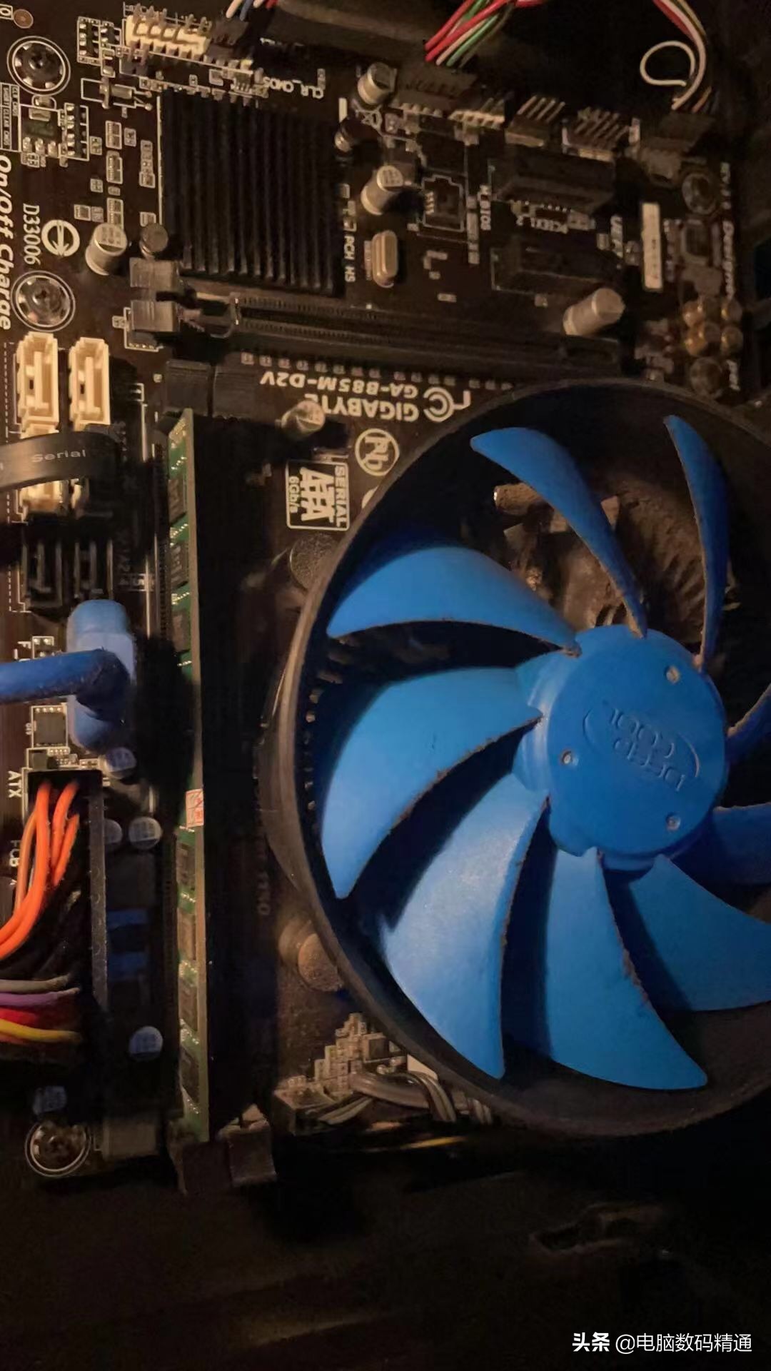 笔记本电脑开机噪音大嗡嗡响,电脑开机音响嗡嗡响怎么办