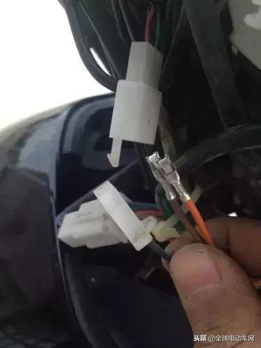 小龟电动车前压力轴承怎么换,电动车压力轴承正确安装视频