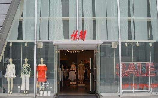 如何用最少的钱get到大牌包包,耐克阿迪优衣库