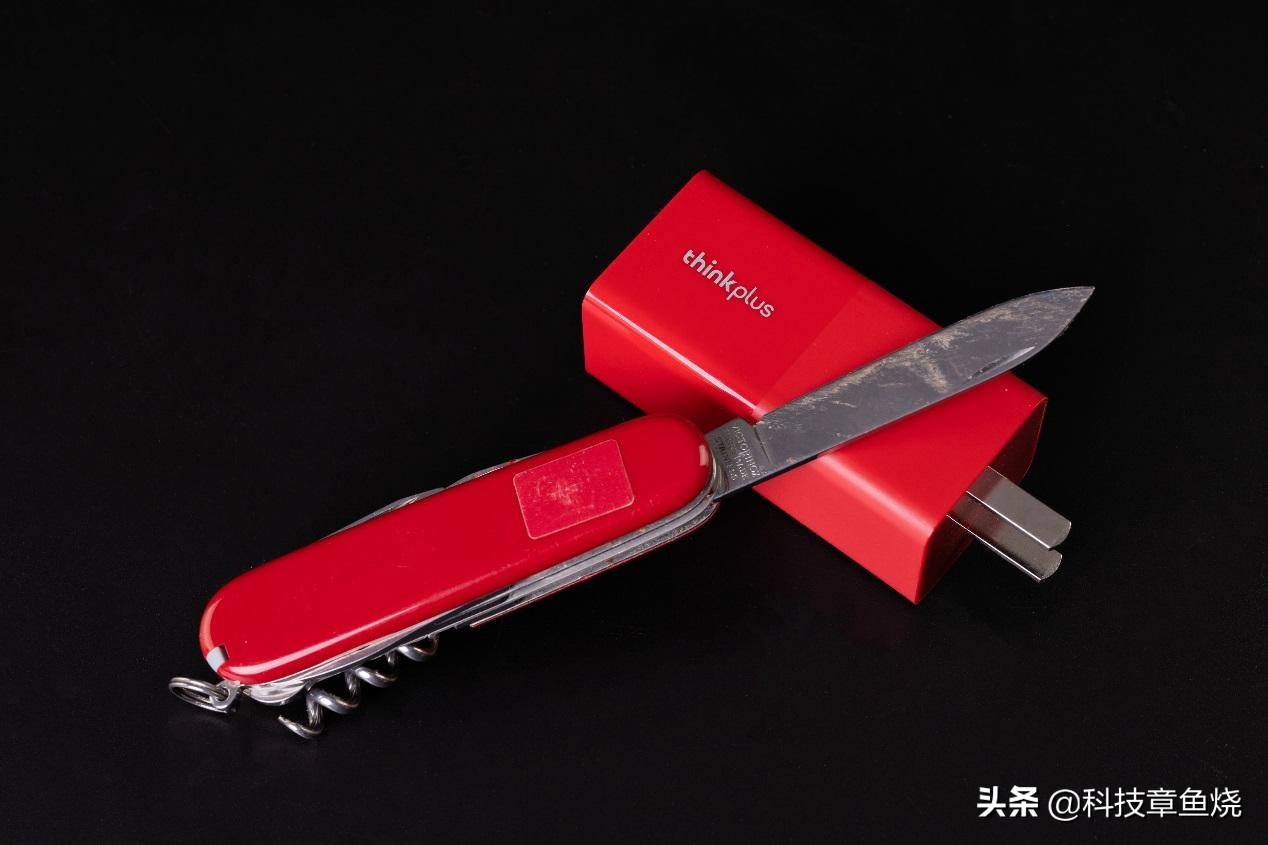 全新一代thinkplus口红电源,thinkplus口红电源黑色参数