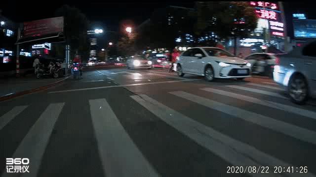 双录流媒体记录仪,流媒体行车记录仪对电瓶有伤害吗