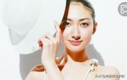 隔离霜和防晒霜的区别和使用,防晒霜和隔离霜的区别原来是这样