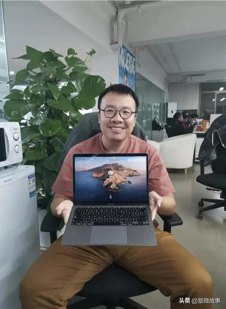 社恐网恋、行为艺术单亲妈妈、女飞行机长,我们在探探寻找爱情