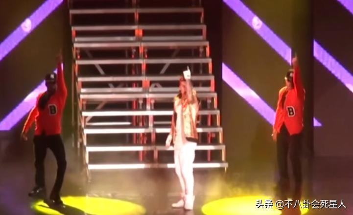 5人假冒外国人诈骗被抓后续,十名外籍明星在中国捞金