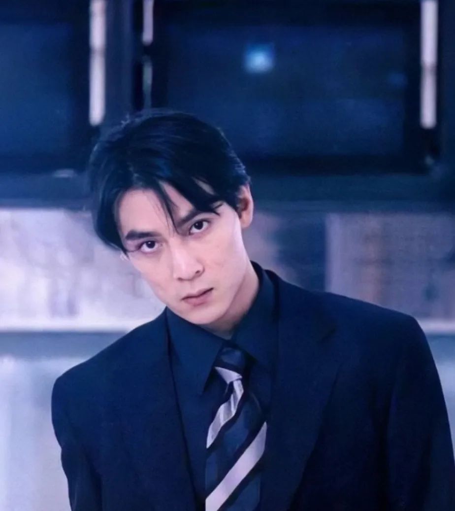 吴彦祖23岁到48岁变化,吴彦祖40岁状态照片