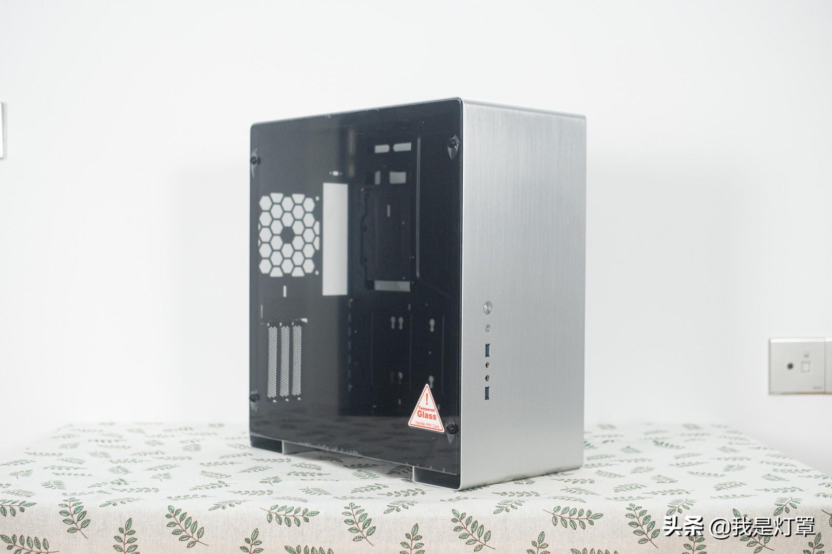 买不起MacM1的我,用QQLT魔改CPU和RX560显卡吃上黑苹果