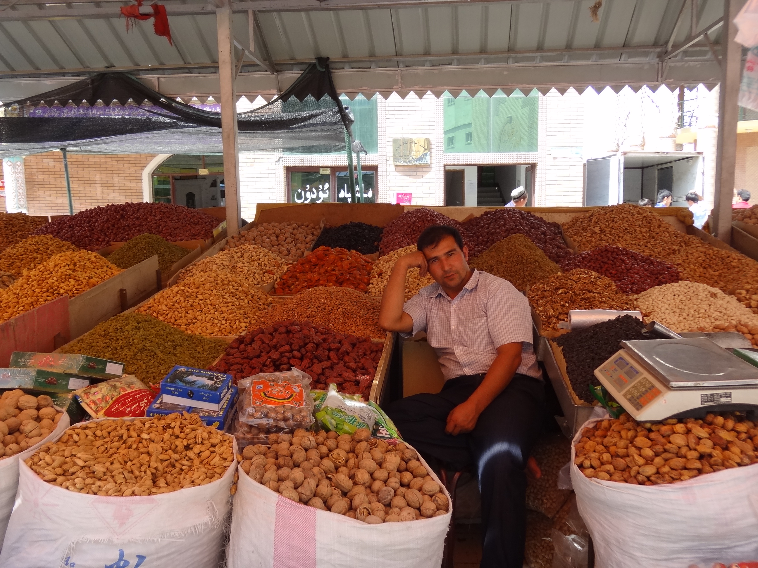 *疆新**南部边境城市喀什,剪影当地人的安逸生活