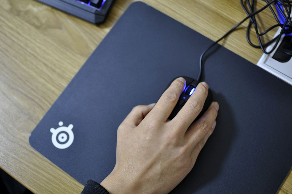 适合小手型的鼠标推荐,中手型经典鼠标