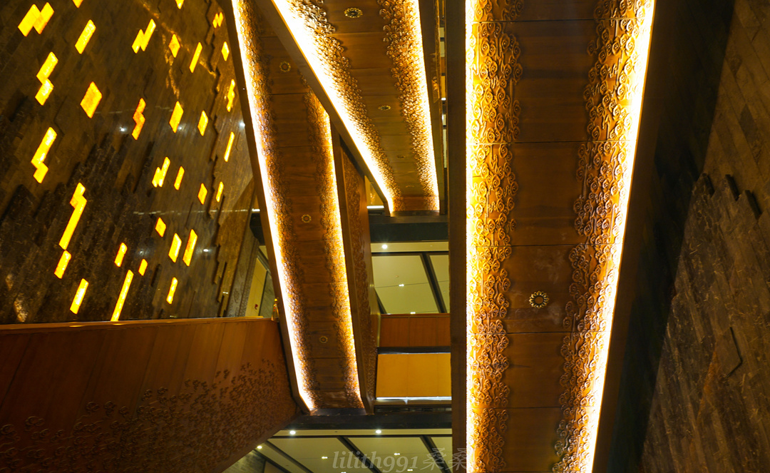 佛顶牛首山旅游攻略,牛首山佛顶宫和佛光山