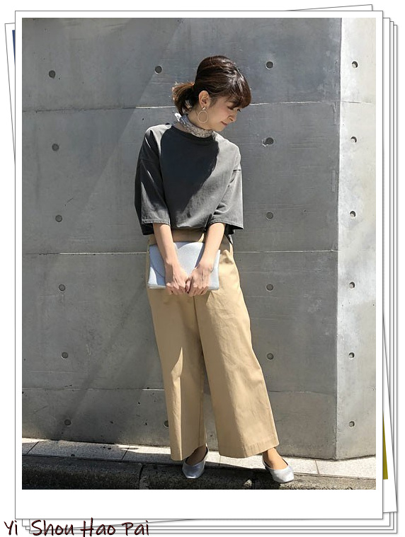 米色裤子怎么搭好看女装,慵懒风米色裤子怎么搭