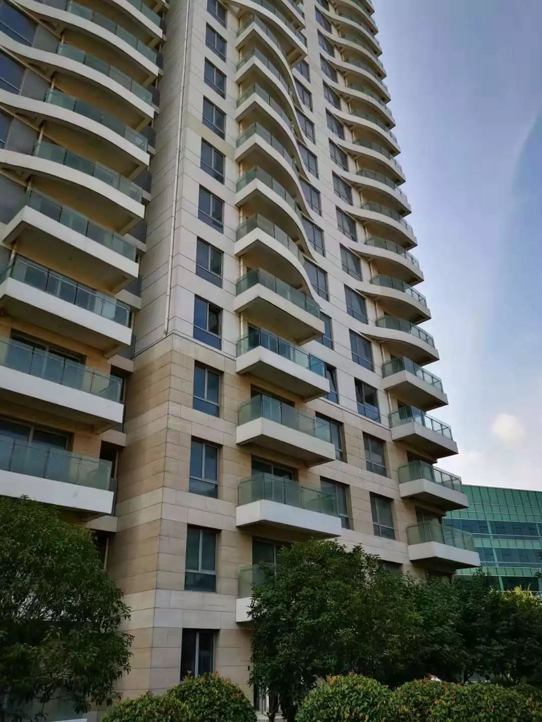 一个项目前期没有宣传可以买不,项目卖不动要怎么破局