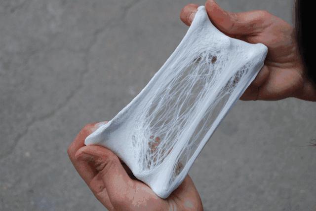 Ella自曝产后“漏尿”2年:生娃后遗症,是每个妈...