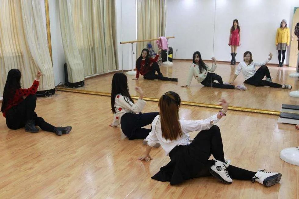 家里有矿就是富二代,家里有矿能做什么生意