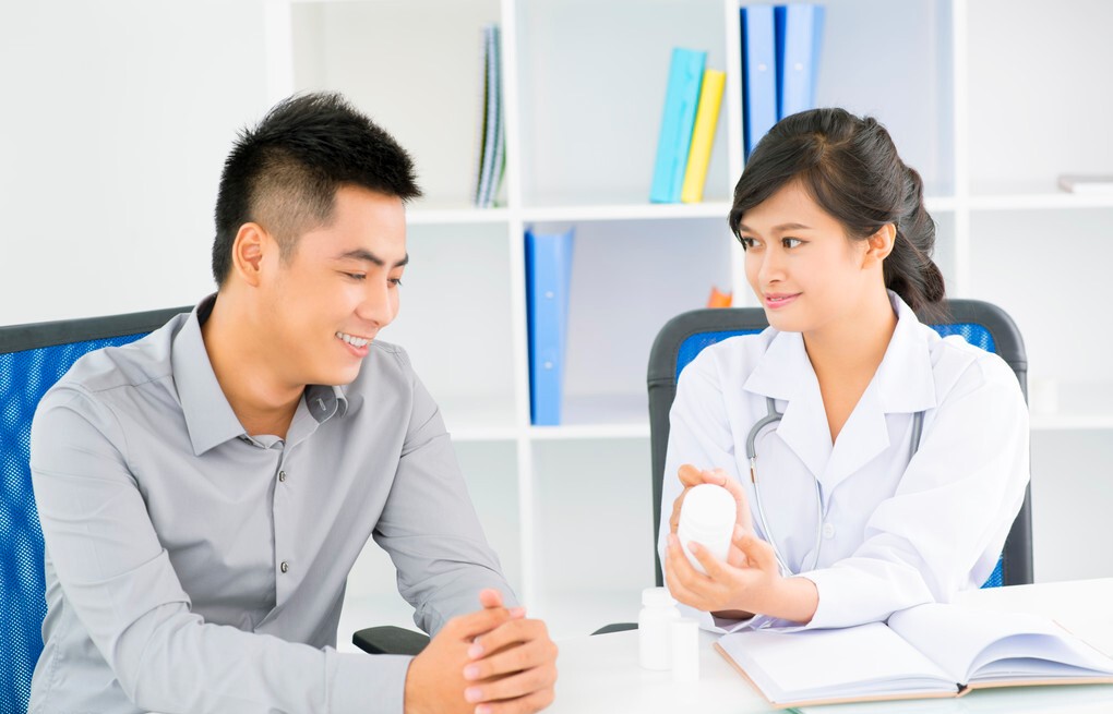 排尿次数过多尿道里面疼,频繁排尿排尿痛什么原因