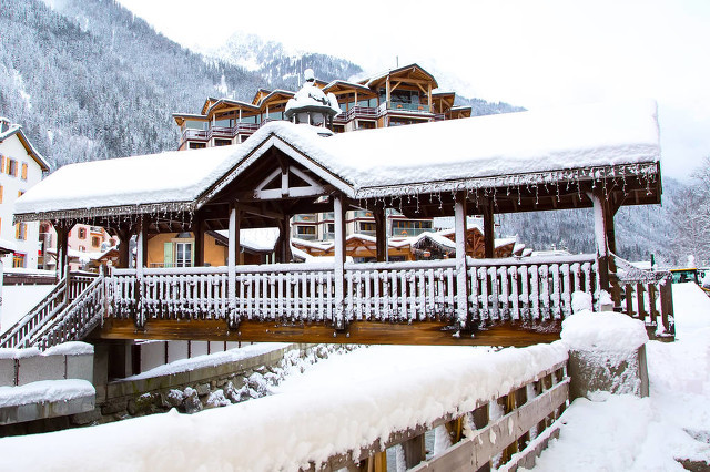 坐飞机去度假酒店,坐飞机去杭州住宾馆