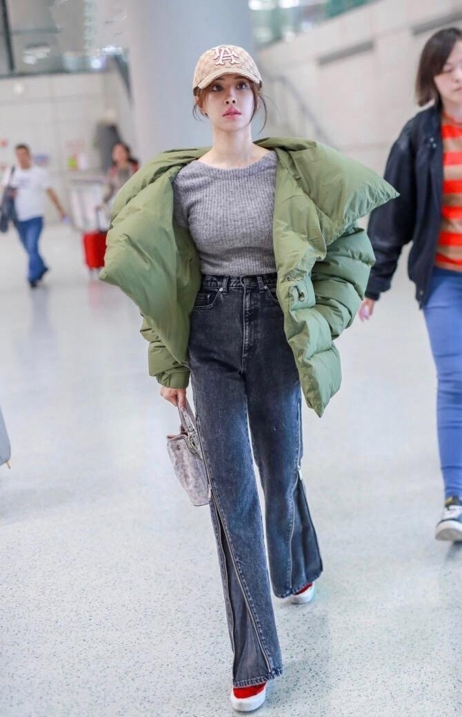 羽绒服脏了再也不用去干洗店了,干洗店亮面羽绒服脏了怎么清洗