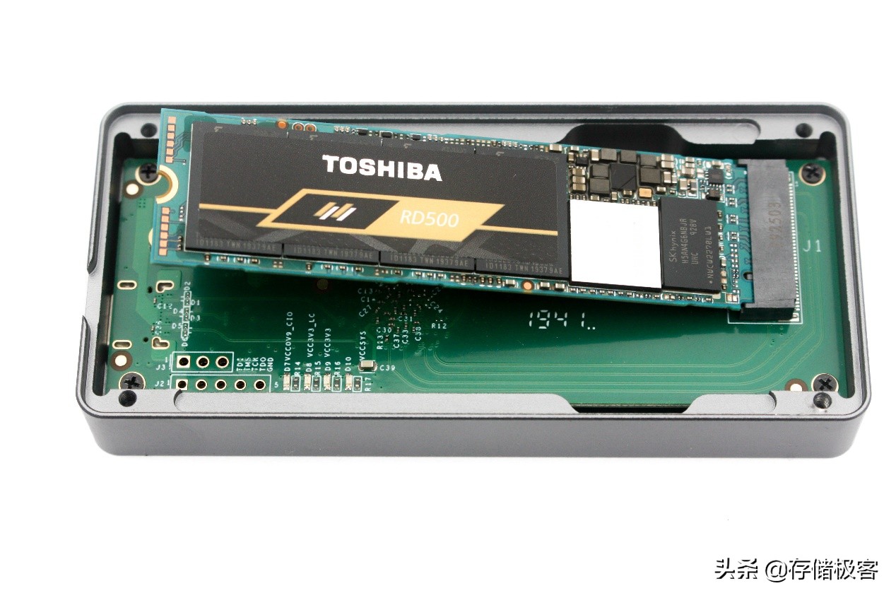 雷电3硬盘扩展,雷电3硬盘盒扩展坞横评