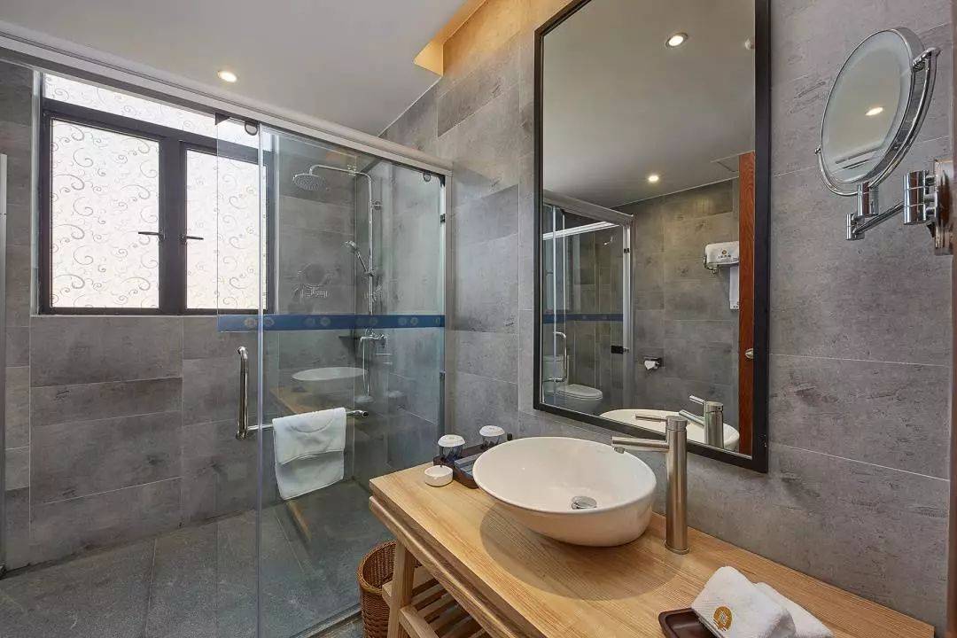 隐藏在英德一座微派风格的酒店—一幅灵动与纸上的古邑国画