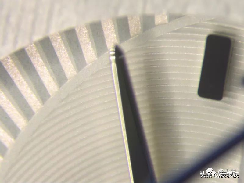 二十万内盘面最强？显微镜实拍GrandSeiko雪花面